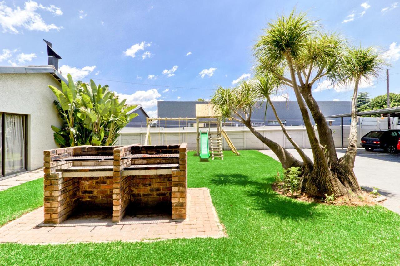Bm Gardens Aparthotel Edenvale Exterior photo